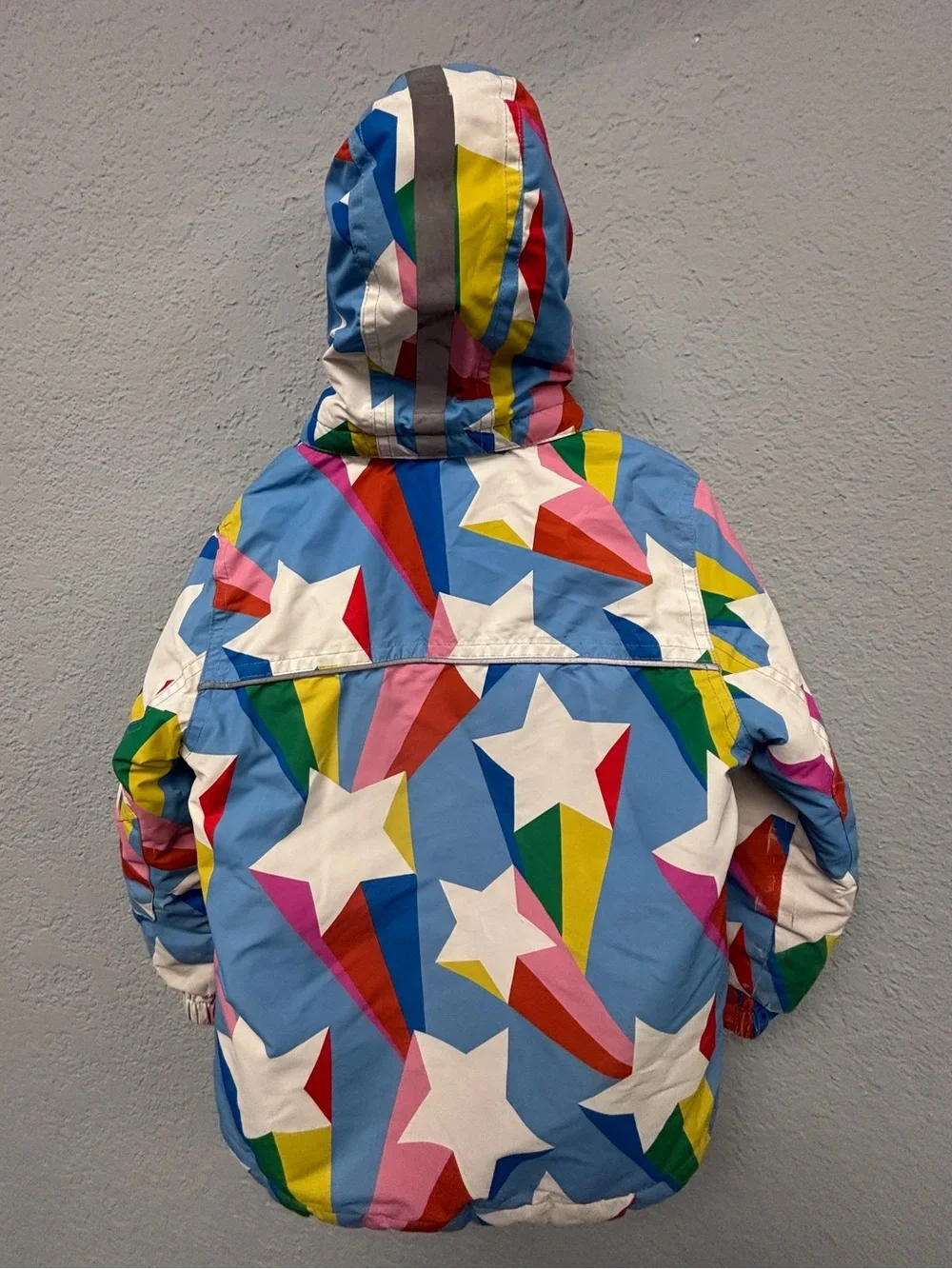 Boden Kids All-Weather Waterproof Ski Jacket in Multicolor, Geometric Star Pttrn
